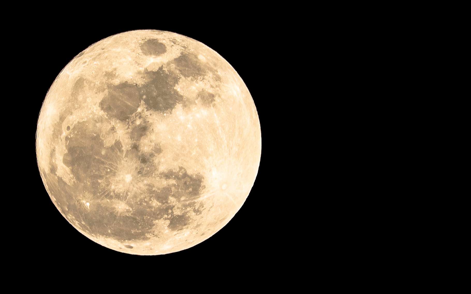 Lune - Les effets de la Pleine Lune du 30 décembre : ce qu'il ... - From french lune, from latin ...