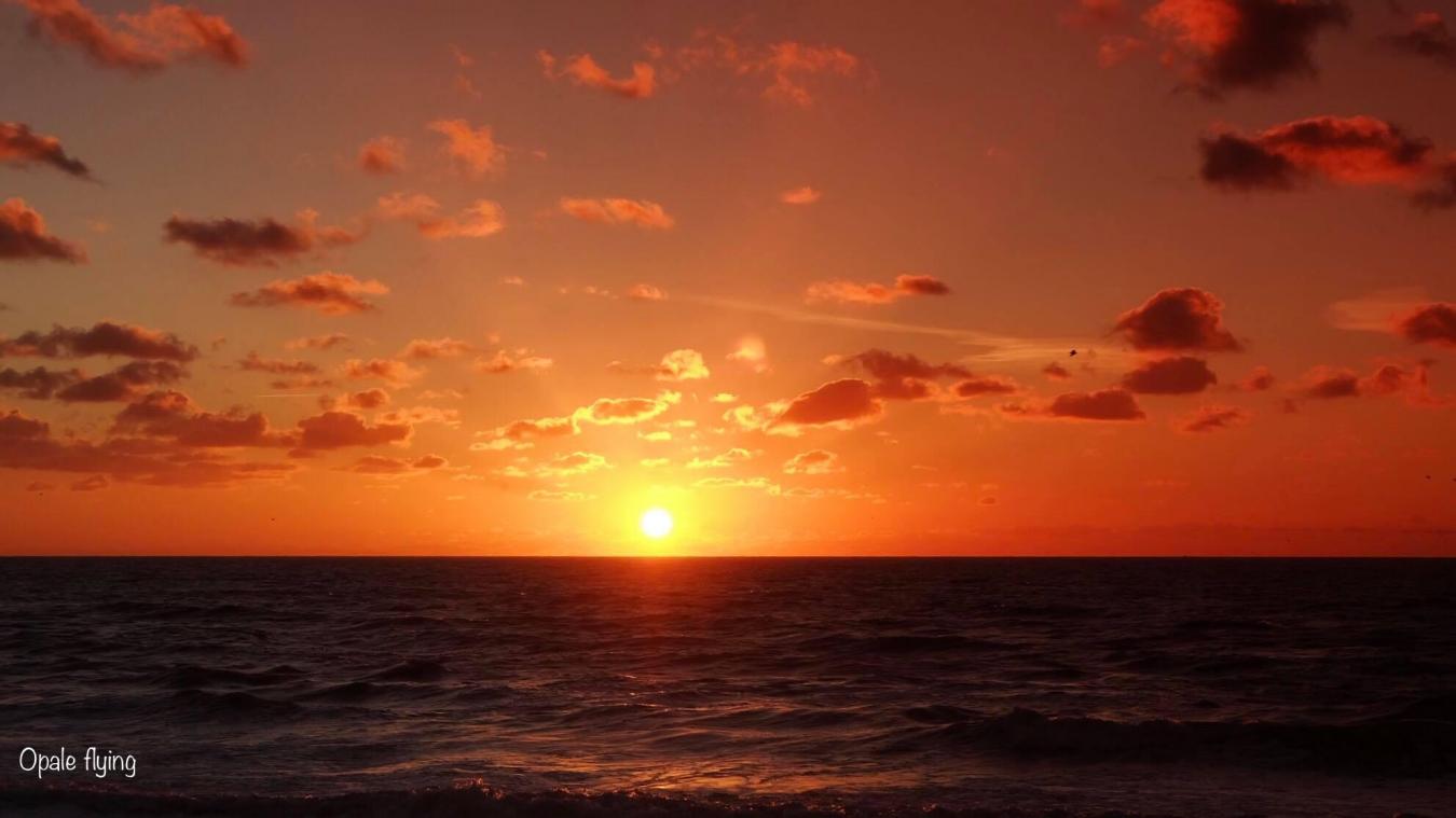 Les plus belles photos de coucher de soleil envoyées par nos lecteurs
