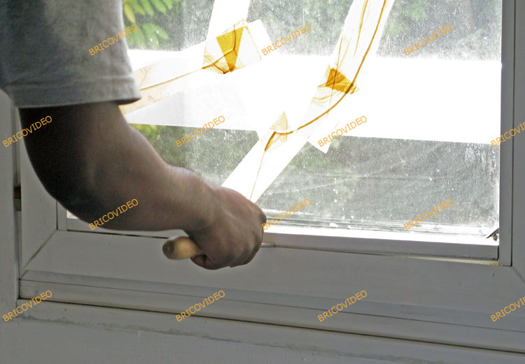 Comment réparer un double vitrage fendu ? - Housekeeping Magazine : Idées Décoration ...