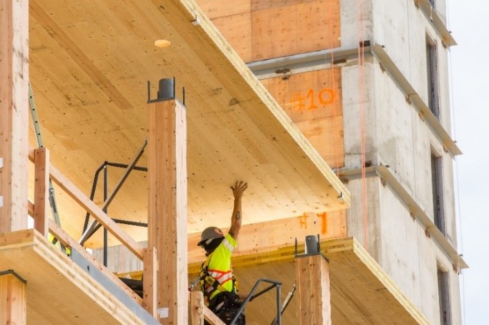 Plus haute construction hybride en bois au monde : la résidence pour étudiants de 18 étages à ...
